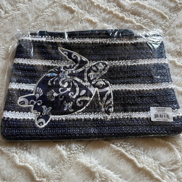 Vera Bradley Blue and White Striped Sea Turtle Straw Wristlet - Picture 2 of 3